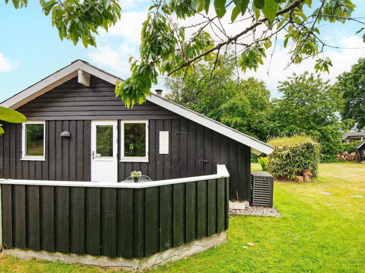 5 Person Holiday Home In B Rkop Egeskov  외부 사진